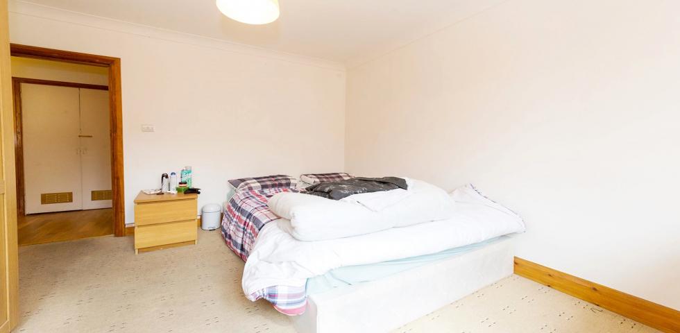 			NEW INSTRUCTION, 1 Bedroom, 1 bath, 1 reception Flat			 Willesden Lane, WILLESDEN GREEN